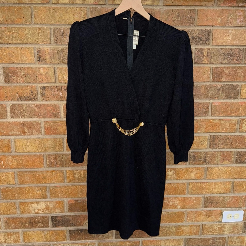 VTG St. John Black Dress Gold Chain Puff Sleeve Shoulder Detail SZ 6 - Picture 9 of 9